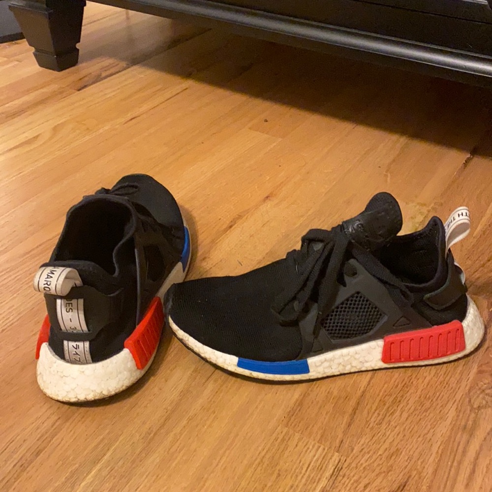 Adidas Boost Men size 7.5 and Women’s size 9